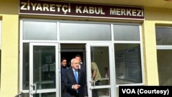 CHP Genel Başkani Kemal Kiliçdaroğlu, Gezi davasi tutuklularini ziyaret etti.