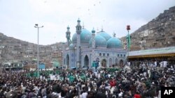 په کابل کې د کارته سخي په زیارت کې د نوروز جشن.