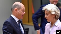 Almanya Başbakanı Olaf Scholz ve Avrupa Birliği (AB) Komisyonu Başkanı Ursula von der Leyen