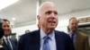 Thượng nghị sĩ Đảng Cộng hòa John McCain.