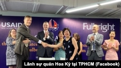 Giám đốc USAID Vietnam Michael Greene và Chủ tịch FUV Đàm Bích Thủy tại lễ công bố tài trợ từ USAID.