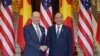 Bộ Trưởng Thương mại Hoa Kỳ Wilbur Ross và Thủ tướng Việt Nam Nguyễn Xuân Phúc tại Hà Nội, ngày 08/11/2019. Photo Chinhphu