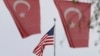 Türkiye-ABD İş Konseyi (TAİK) ve Amerikan Şirketler Derneği (AmCham Türkiye), Türkiye ve Amerika arasındaki siyasi ilişkilerin düzelmekte olduğu ve bunun ekonomik ilişkilere de pozitif etki edeceği beklentisini dile getiriyor.